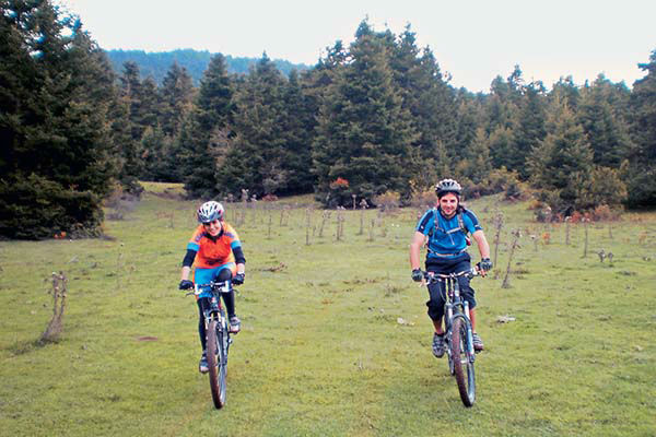 Mountain bikes in Kallidromon