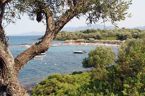 Lichadonisia Beach